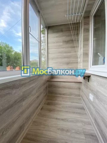 Остекление лоджий под ключ по выгодной цене в Москве – застеклить лоджию и балкон в МосБалкон