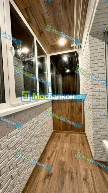 Заказать балкон в Москве цена от 1320 руб | Остекление балконов и лоджий МосБалкон