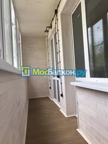 Остекление лоджий под ключ по выгодной цене в Москве – застеклить лоджию и балкон в МосБалкон