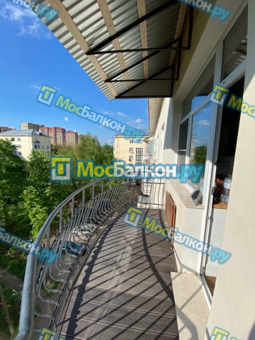 Крыша на балконе в Москве монтаж и ремонт по выгодной цене от МосБалкон
