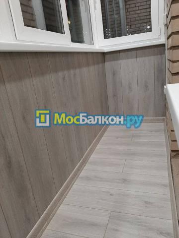 ОТДЕЛКА БАЛКОНОВ  И ЛОДЖИЙ ЛАМИНАТОМ