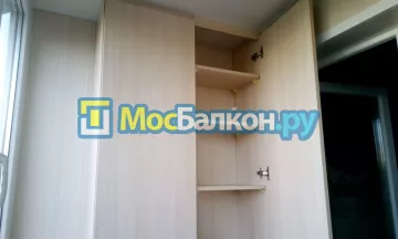 Шкаф на балкон купить в Москве на заказ недорого от МосБалкон