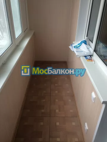 Отделка балкона и лоджии пластиковыми ПВХ панелями в Москве от компании МосБалкон