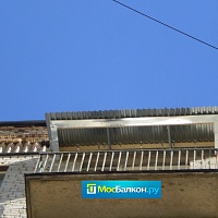 Крыша на балконе